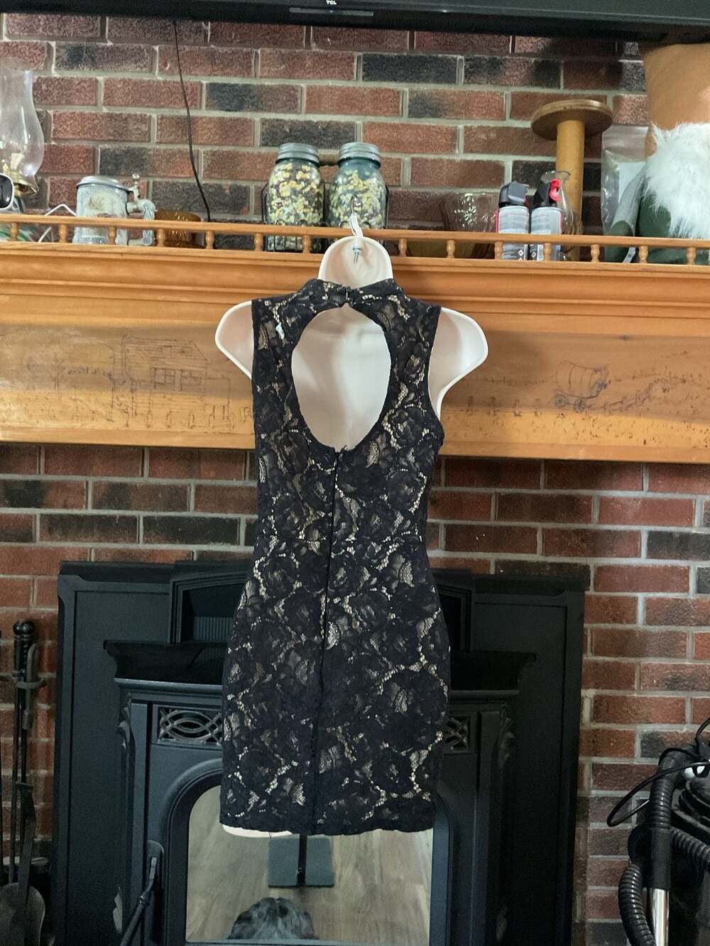 AUW BLACK LACE DRESS - Picture 2 of 3